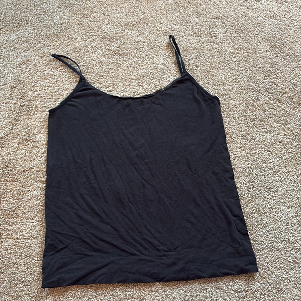 Bundle of 6 Women’s Under Tanks, Size Large - Picture 8 of 10